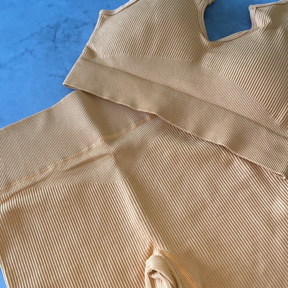 New Ribbed set - Picture 4 of 11
